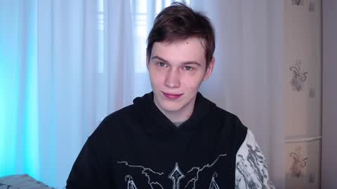 Snapshot of littlesadcabbage chatting on January 7, 8:56 am Sonnenschein online show from January 7, 8:56 am