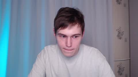 Snapshot of littlesadcabbage chatting on January 11, 6:44 pm Sonnenschein online show from January 11, 6:44 pm