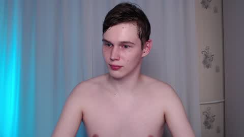 Snapshot of littlesadcabbage chatting on January 12, 12:49 am Sonnenschein online show from January 12, 12:49 am