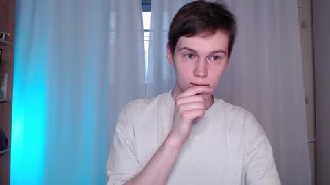 Snapshot of littlesadcabbage chatting on January 25, 11:44 am Sonnenschein online show from January 25, 11:44 am