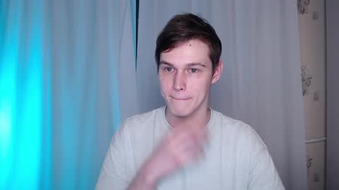 Snapshot of littlesadcabbage chatting on January 28, 1:39 am Sonnenschein online show from January 28, 1:39 am