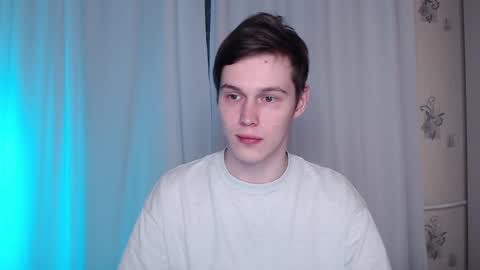 Snapshot of littlesadcabbage chatting on February 5, 2:29 am Sonnenschein online show from February 5, 2:29 am