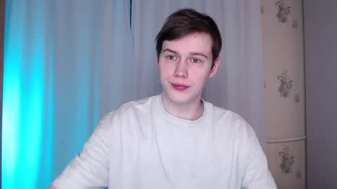 Snapshot of littlesadcabbage chatting on February 13, 6:48 pm Sonnenschein online show from February 13, 6:48 pm