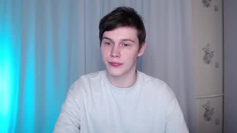 Snapshot of littlesadcabbage chatting on February 16, 8:33 pm Sonnenschein online show from February 16, 8:33 pm