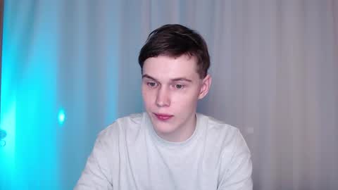 Snapshot of littlesadcabbage chatting on March 6, 12:54 am Sonnenschein online show from March 6, 12:54 am