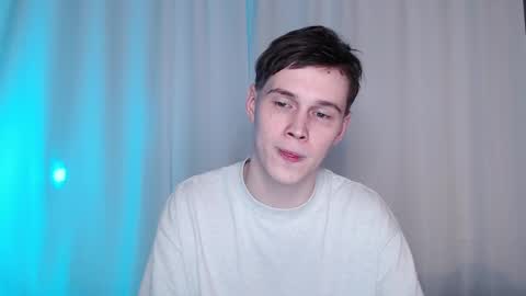 Snapshot of littlesadcabbage chatting on March 8, 1:28 am Sonnenschein online show from March 8, 1:28 am