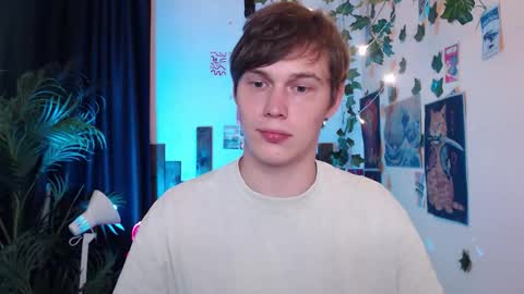 Snapshot of littlesadcabbage chatting on September 15, 10:32 pm Sonnenschein online show from September 15, 10:32 pm