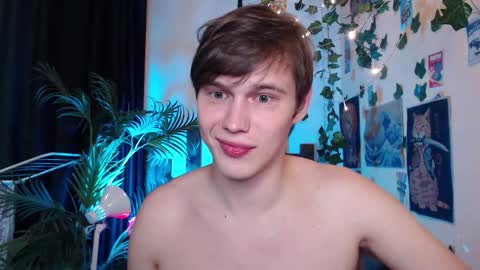 Snapshot of littlesadcabbage chatting on September 26, 12:25 am Sonnenschein online show from September 26, 12:25 am