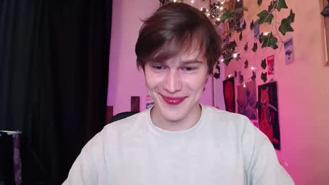 Snapshot of littlesadcabbage chatting on October 24, 4:20 am Sonnenschein online show from October 24, 4:20 am