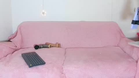 Snapshot of littlesammysexy chatting on April 23, 5:15 pm Sammy online show from April 23, 5:15 pm