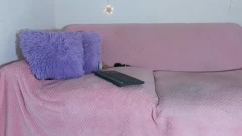 Snapshot of littlesammysexy chatting on June 29, 1:44 pm Sammy online show from June 29, 1:44 pm