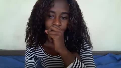 littlesandie online show from October 24, 5:26 am