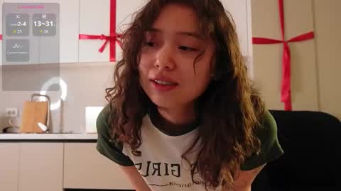 Snapshot of littlesora chatting on February 13, 12:12 pm Ayumi or Yumi online show from February 13, 12:12 pm