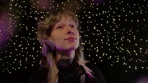 Niki  free tg channel with some photos gifs and info about streams  online show from March 3, 3:29 pm