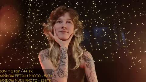 Snapshot of littlespacemouse chatting on June 20, 12:30 pm Niki free tg channel with some photos gifs and info about streams online show from June 20, 12:30 pm