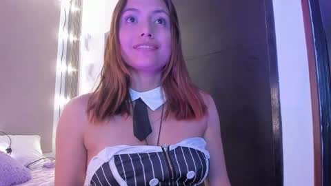 Snapshot of littletammy4u chatting on April 19, 6:10 pm Tammy online show from April 19, 6:10 pm