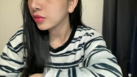 Snapshot of littlewaifu3784 chatting on January 9, 2:31 pm littlewaifu3784 online show from January 9, 2:31 pm