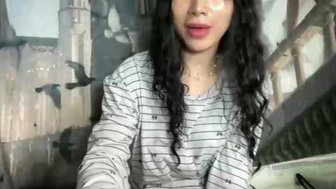 Snapshot of littlewaifu3784 chatting on March 9, 10:14 pm littlewaifu3784 online show from March 9, 10:14 pm