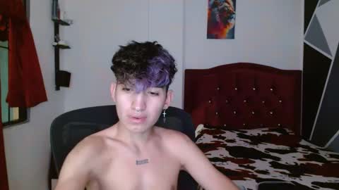 Snapshot of littlextrem chatting on December 4, 5:16 am Eros online show from December 4, 5:16 am