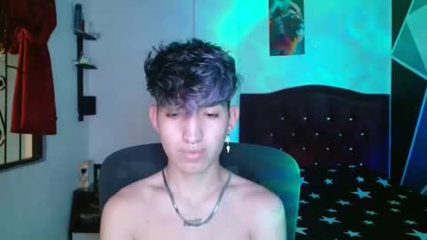 Snapshot of littlextrem chatting on December 5, 6:32 am Eros online show from December 5, 6:32 am