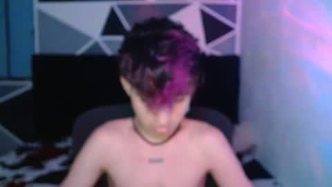 Snapshot of littlextrem chatting on December 11, 4:28 am Eros online show from December 11, 4:28 am
