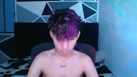 Snapshot of littlextrem chatting on December 11, 7:31 am Eros online show from December 11, 7:31 am