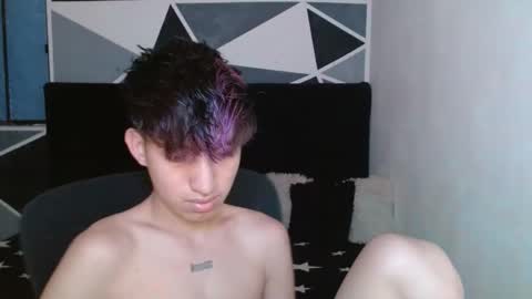 Snapshot of littlextrem chatting on December 23, 1:18 am Eros online show from December 23, 1:18 am