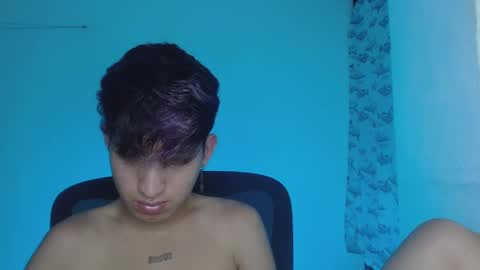 Snapshot of littlextrem chatting on February 24, 8:17 am Eros online show from February 24, 8:17 am