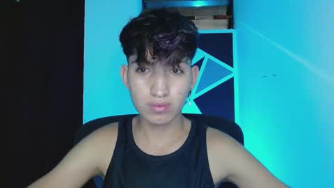 Snapshot of littlextrem chatting on March 7, 2:36 am Eros online show from March 7, 2:36 am