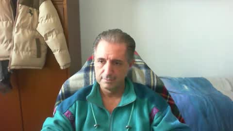 Snapshot of liuk53 chatting on April 4, 1:08 pm liuk53 online show from April 4, 1:08 pm