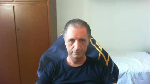 Snapshot of liuk53 chatting on May 28, 10:45 am liuk53 online show from May 28, 10:45 am