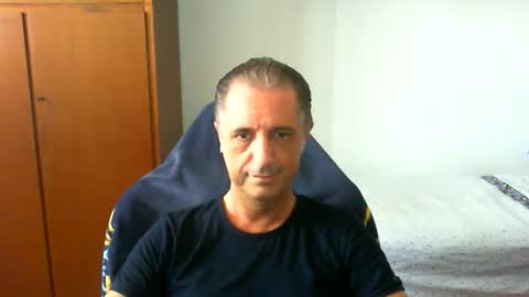 Snapshot of liuk53 chatting on June 1, 12:07 pm liuk53 online show from June 1, 12:07 pm