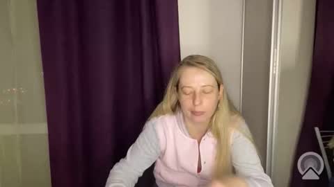 Livandria online show from June 1, 7:59 pm