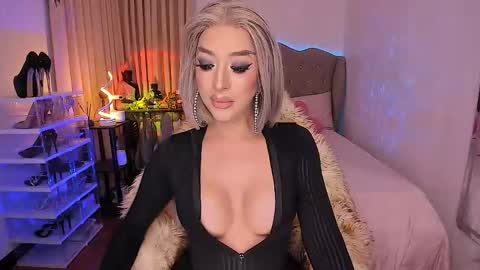 Goddess Ayumi online show from September 27, 7:57 am