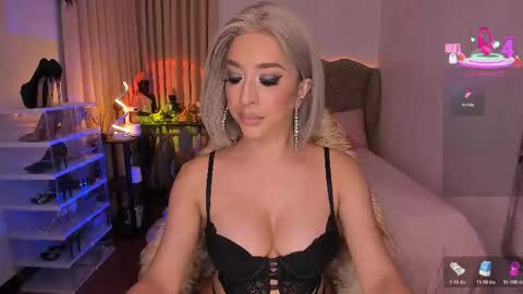 Goddess Ayumi online show from October 26, 9:37 am