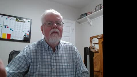 Snapshot of livinfree69 chatting on March 25, 2:34 pm livinfree69 online show from March 25, 2:34 pm