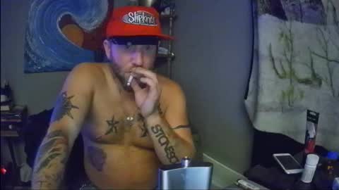 livingpuddle online show from October 19, 6:25 am