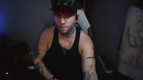 livingpuddle online show from December 21, 6:42 am