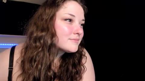 Liv online show from November 30, 9:08 pm