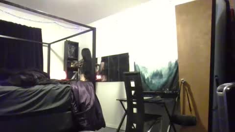 Snapshot of livmirage chatting on January 10, 4:41 pm Liv Mirage online show from January 10, 4:41 pm