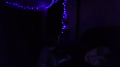 Liv Mirage online show from November 10, 5:28 am