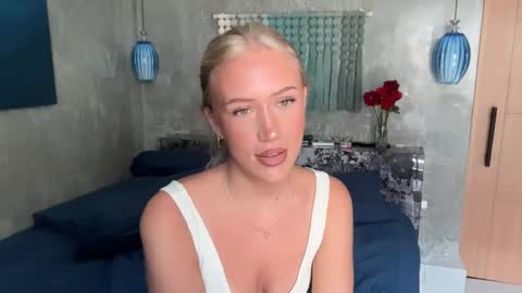 olivia online show from February 17, 3:25 am