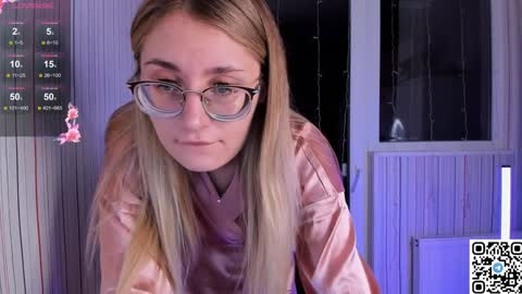 My name is Livy Nice to meet you  Thumbs up please its important online show from January 20, 3:18 pm