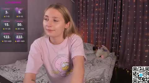 My name is Livy Nice to meet you  Thumbs up please its important online show from February 15, 6:37 pm