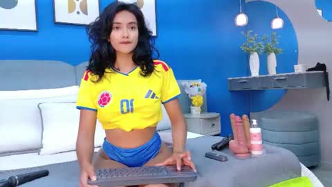 lixiepeyton online show from June 17, 2:51 pm