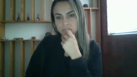 liz_28 online show from September 16, 10:44 pm