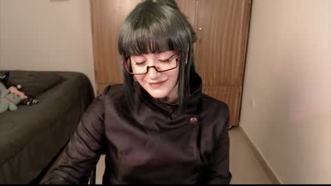 Elizabeth online show from April 27, 2:42 am