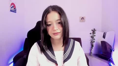 Elizabeth online show from August 4, 3:47 pm