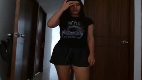 Snapshot of liz_fe chatting on March 5, 4:47 pm liz_fe online show from March 5, 4:47 pm