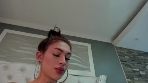 Liz Luna online show from July 25, 7:33 pm